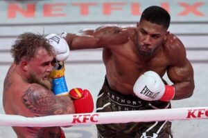 Anthony-Joshua-and-Jake-Paul-600x400-1-300x200 Photos: Anthony Joshua Knocks Out Jake Paul in Sixth Round of Heavyweight Bout in Miami