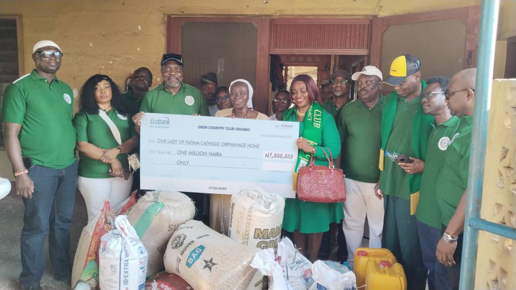 Osun Country Club Donates N1 Million, Food Items to Orphans