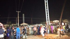 IMG-20260328-WA0038-300x169 Rainfall: Driver Trapped as Billboard Falls on Coca-Cola Truck in Osogbo