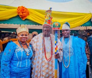 IMG-20260330-WA00051-300x253 Omo Apesin of Ikire, Sen. Oyewumi Congratulates New Akire